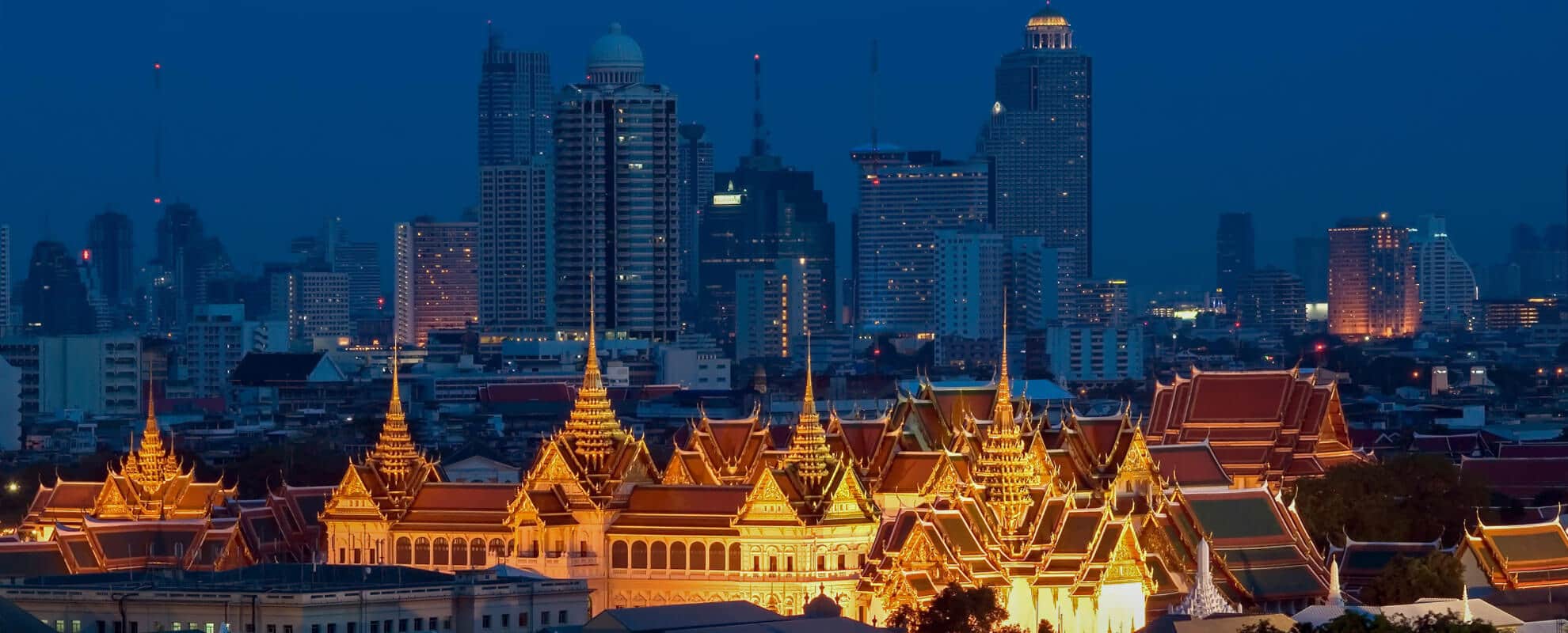 Visite a Bangkok: il Palazzo Reale di notte